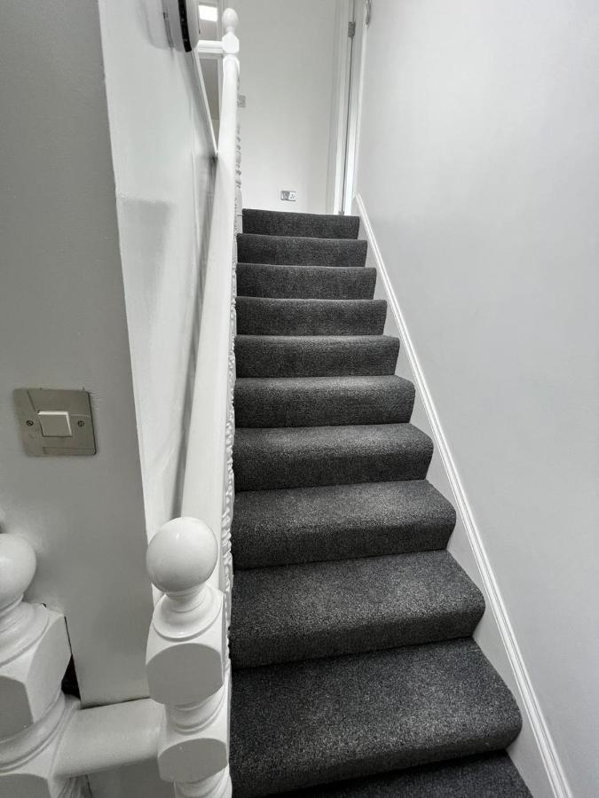 Lovely 2 Bedroom Flat With Roof Terrace In London Nw6 Extérieur photo