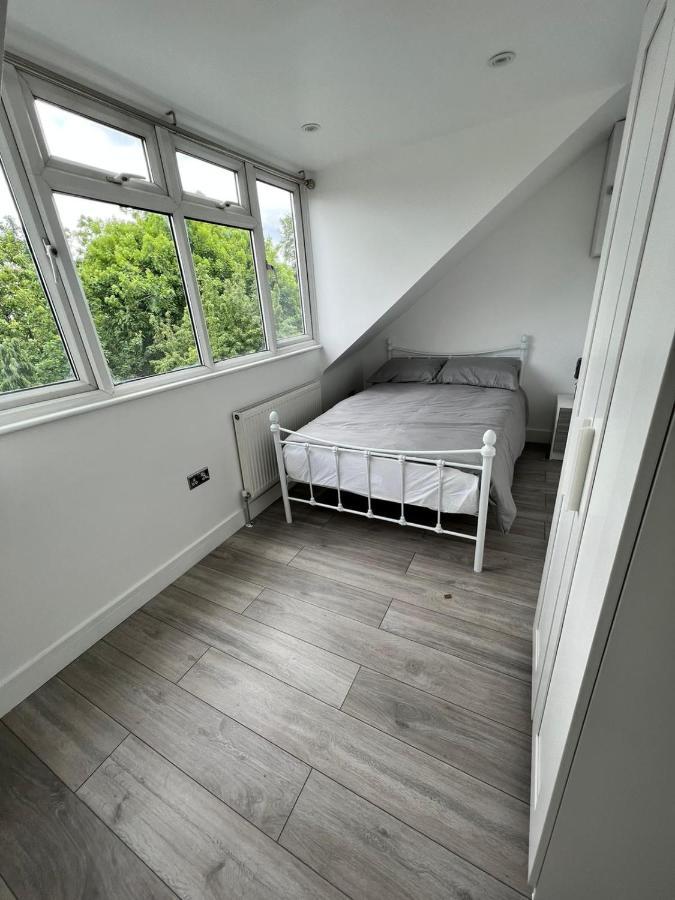 Lovely 2 Bedroom Flat With Roof Terrace In London Nw6 Extérieur photo