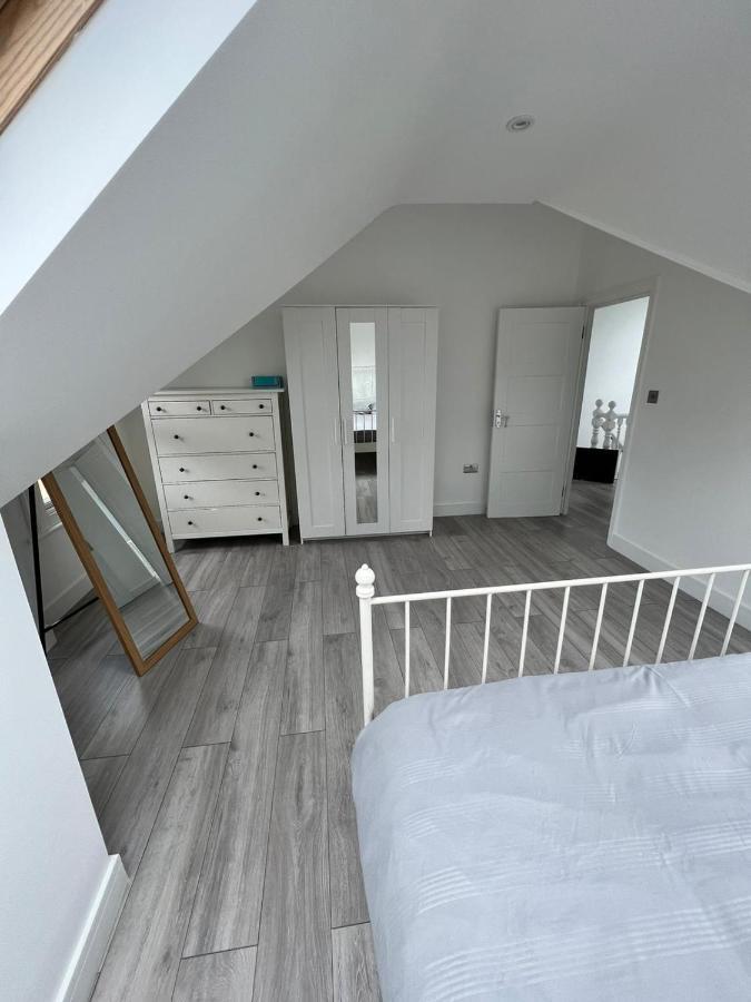 Lovely 2 Bedroom Flat With Roof Terrace In London Nw6 Extérieur photo